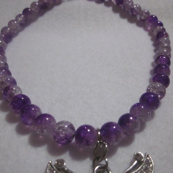 Purple and Clear Two Tone Crackle Skull Key Necklace. - Picture 6 of 6